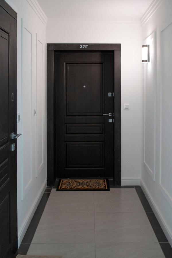 Mali Apartment Varna Bagian luar foto